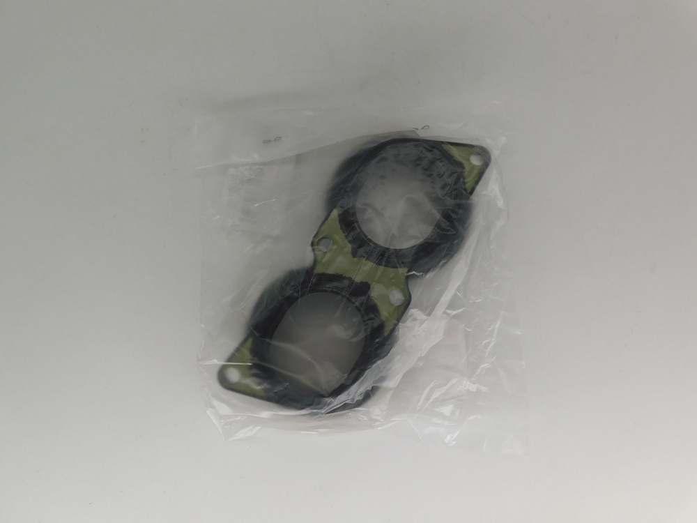 патрубок Yamaha YZF-R1 09-14 14B-13596-00-00
