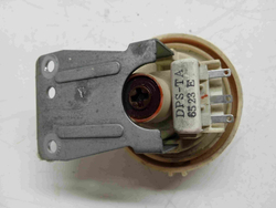 WKD24580T кт275 Датчик уровня воды для стиральной машины Beko WKD24580T б/у