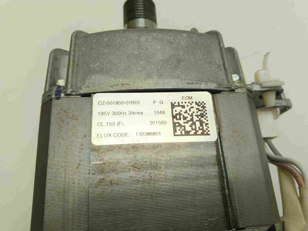 LS60840L кт224 Двигатель 5 контактов для стиральной машины AEG LS60840L б/у