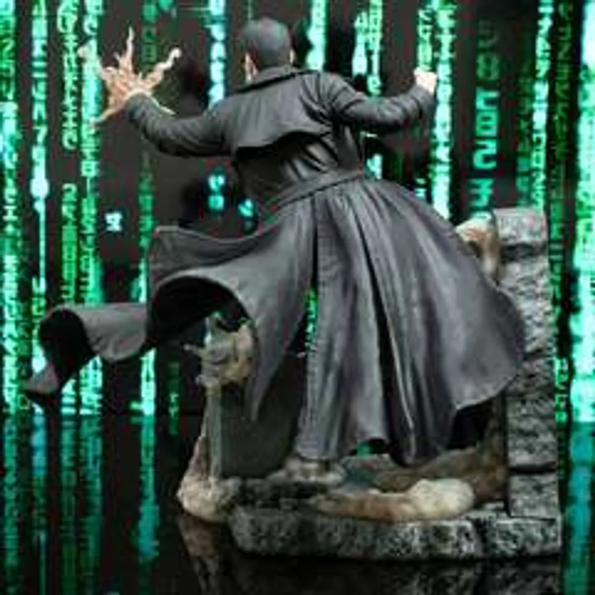 Фигурка Diamond Gallery The Matrix: Neo (Deluxe)
