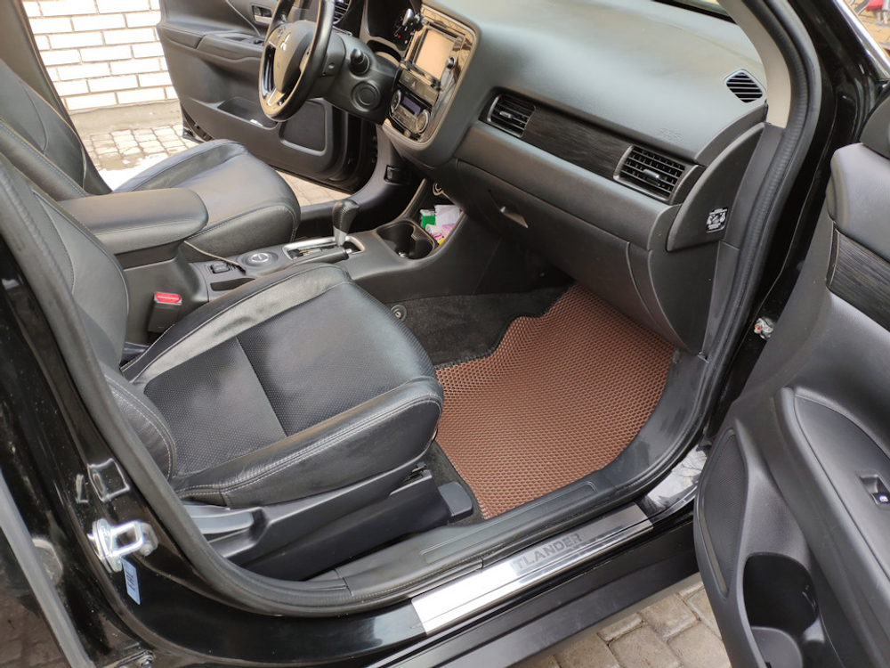 Автоковрики для Mitsubishi Outlander III (2012--2025)