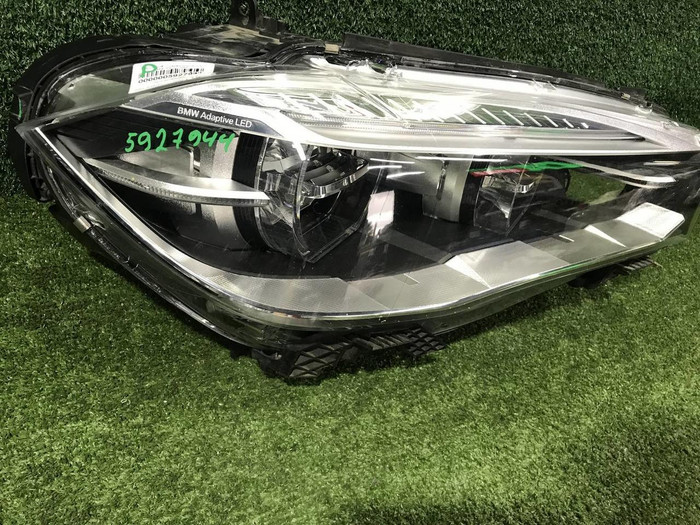 Фара правая BMW X5 F15 X6 F16 (2015-2018) Adaptive LED