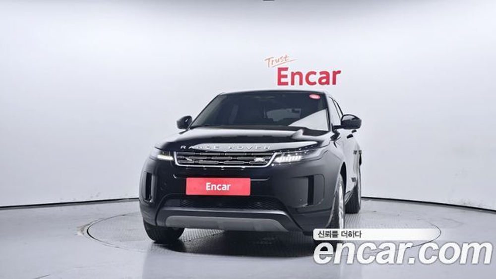 Land Rover Range Rover Evoque P250 S — 2024