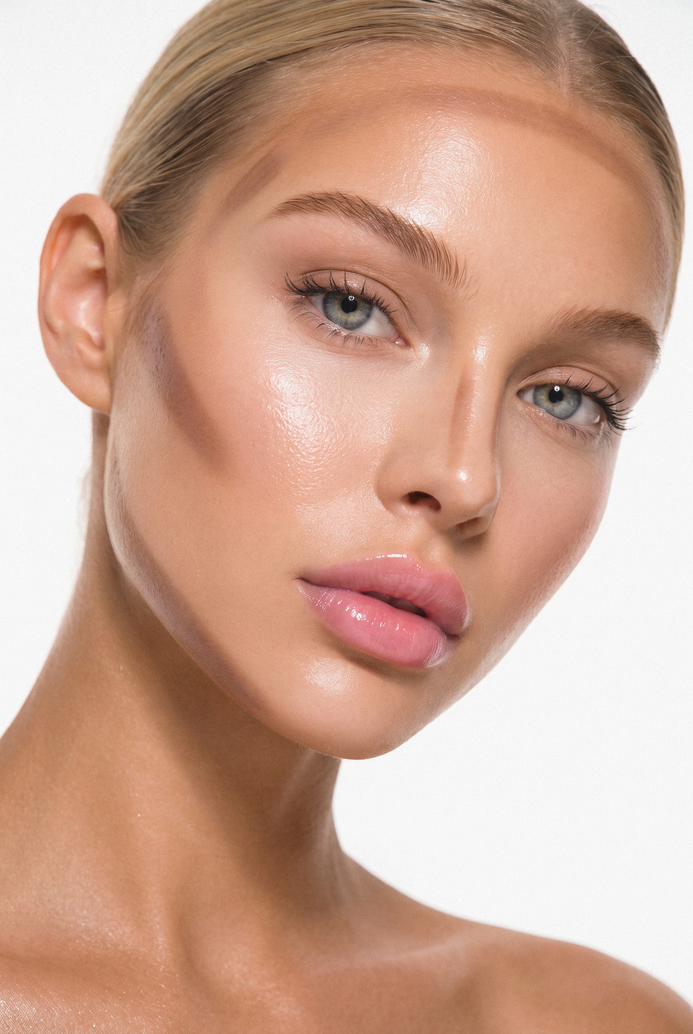 Жидкий контуринг OK BEAUTY CREAMY SCULPT тон Bronze Taupe