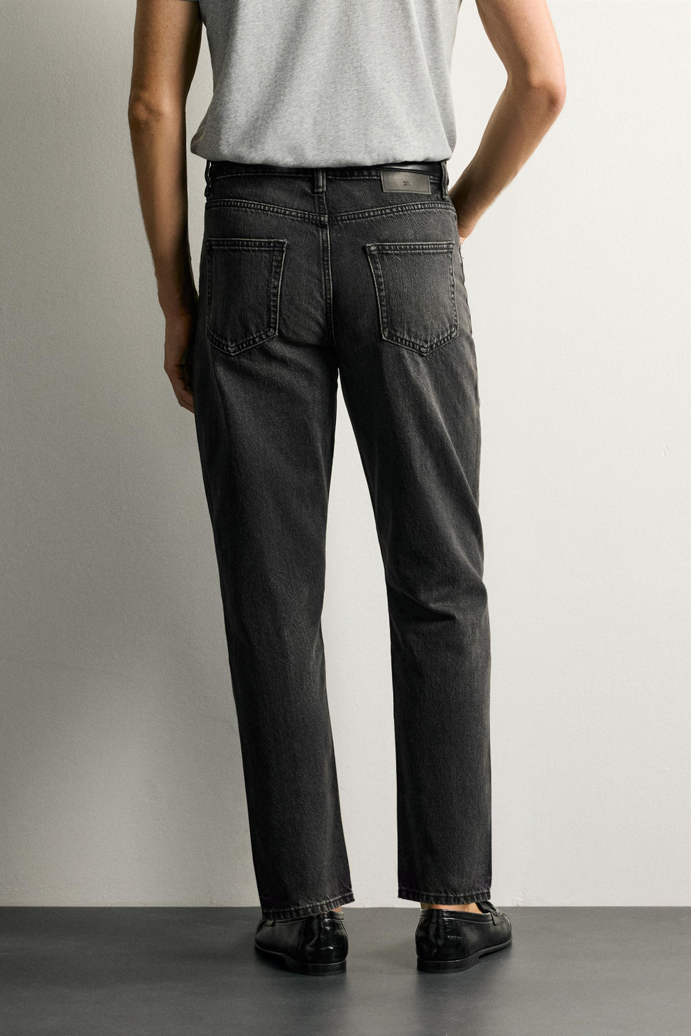 ДЖИНСЫ SLIM TAPERED — ZARA