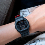Мужские  наручные часы Casio G-Shock DW-5600HR-1