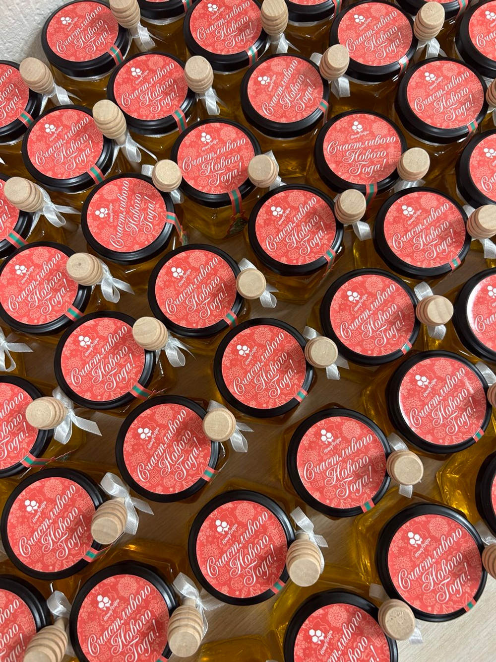 Новогодний подарочный мед HoneyForYou, 6 баночек по 140 грамм с ложкой