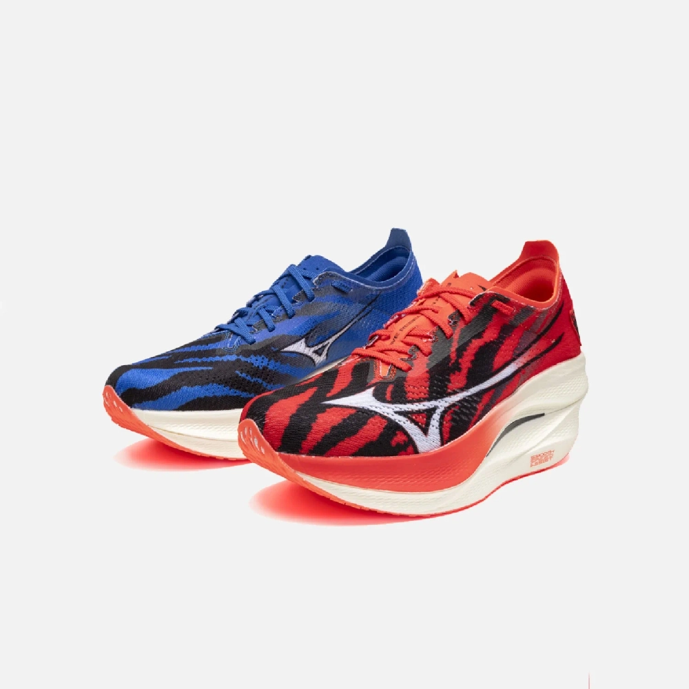 Кроссовки Mizuno Wave Rebellion Pro 3