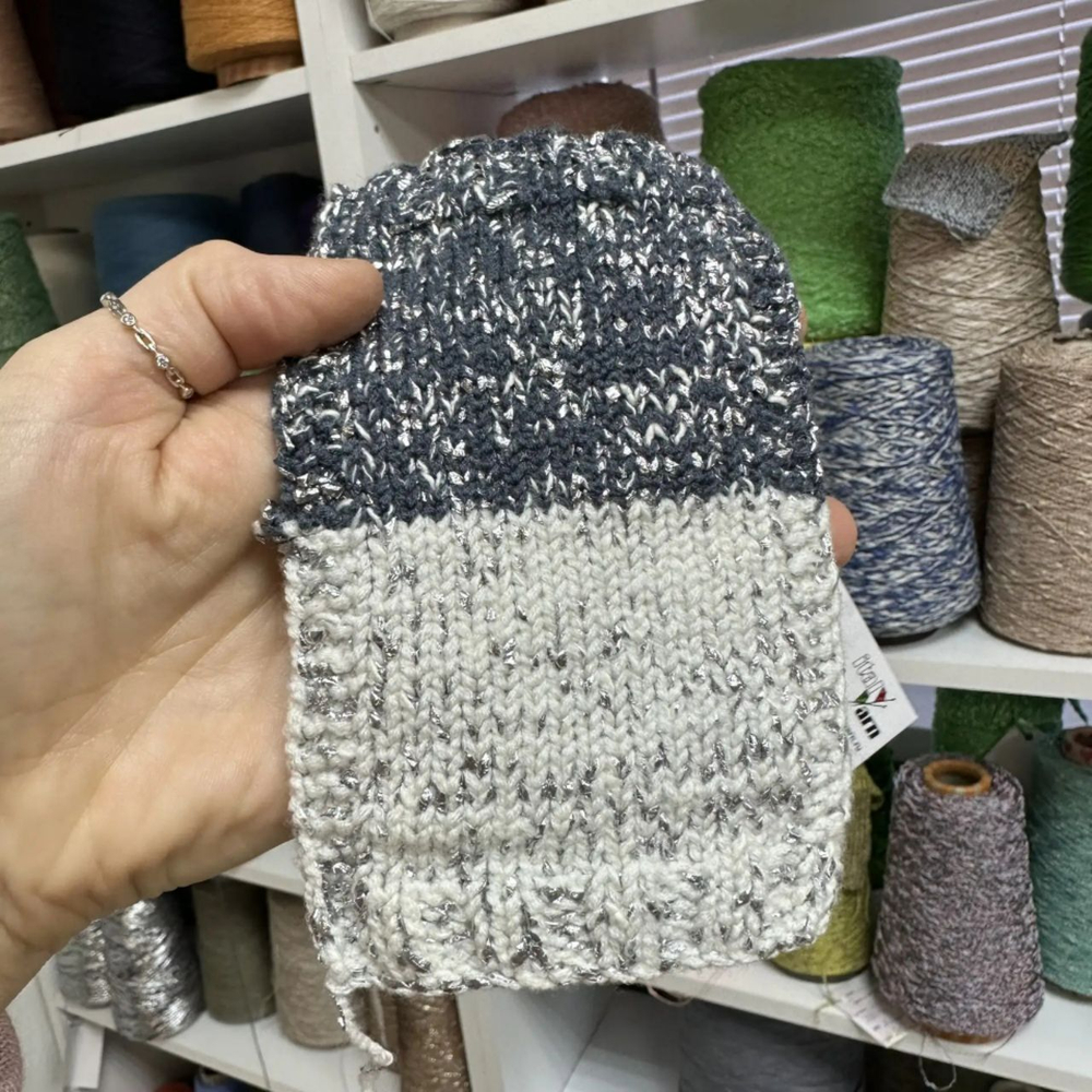 WOOL REFLEX - Luxury Production by Ri.Go.; 87% меринос, 13% фольга; 160м/100гр; col. 6651, цвет: розовый, фольга серебро. ; Есть бобинка: 110, 238 гр S507 MP