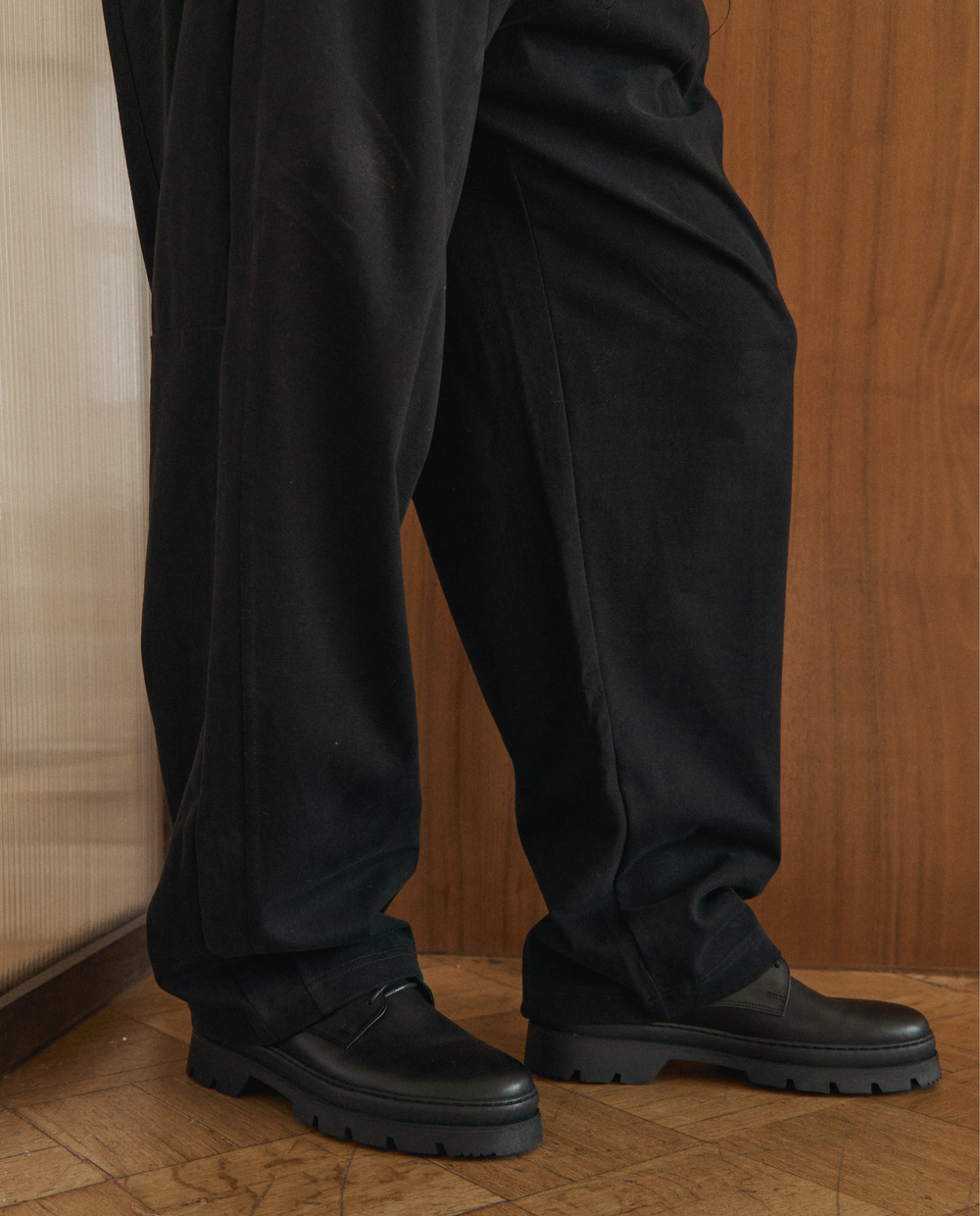 DERBY Black classic