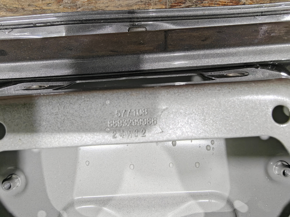 Крышка багажника Geely Cityray 24-нв Б/У Оригинал 6608248323C15