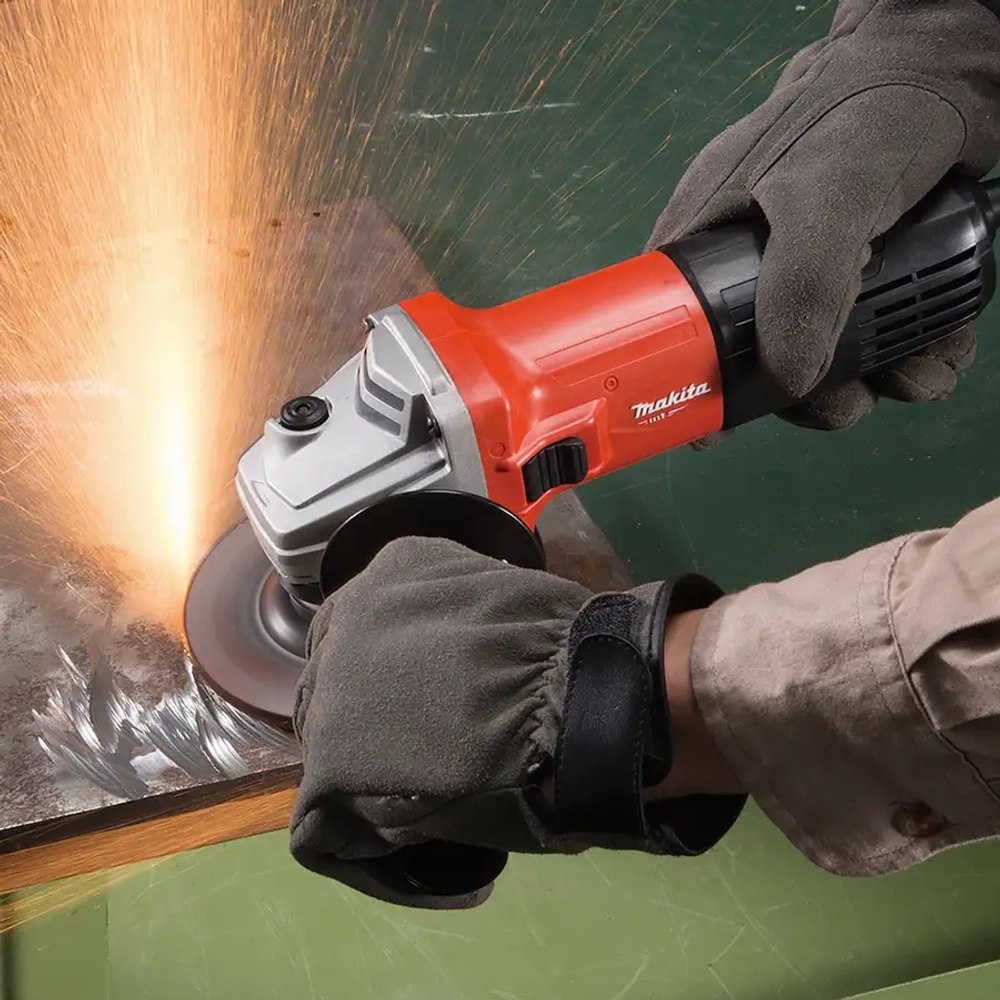 Угловая шлифовальная машина MT Makita M9507