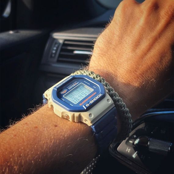 Наручные часы Casio DW-5610BEP-2D