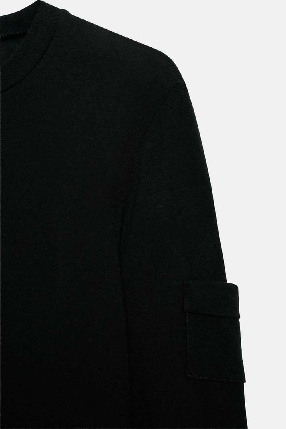 ZARA ФУТБОЛКА ИЗ 100% ХЛОПКА С КАРМАНОМ, ЧЕРНЫЙ