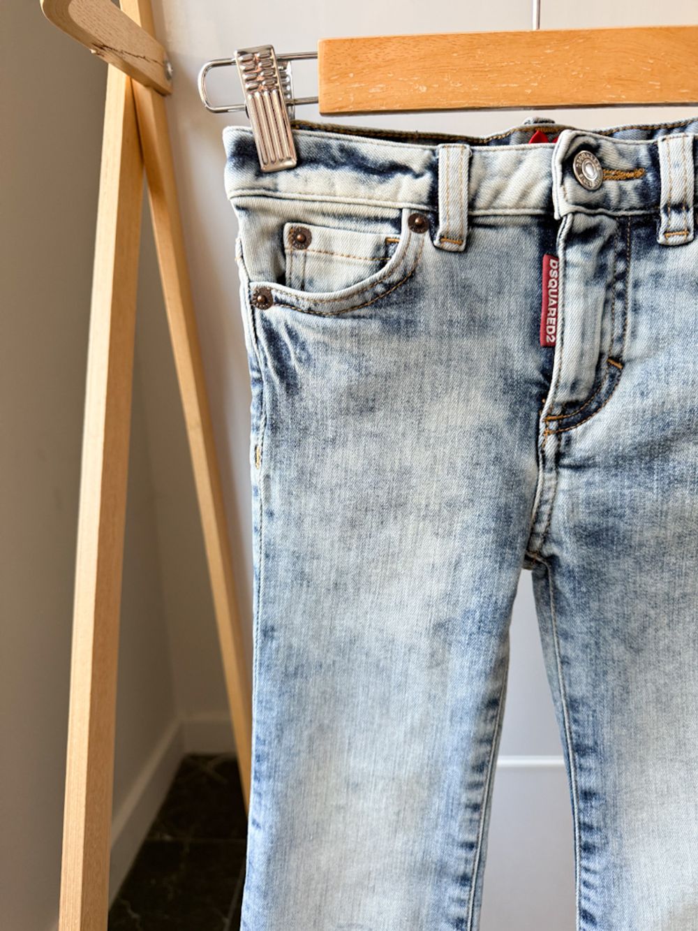 Джинсы Dsquared2, 104