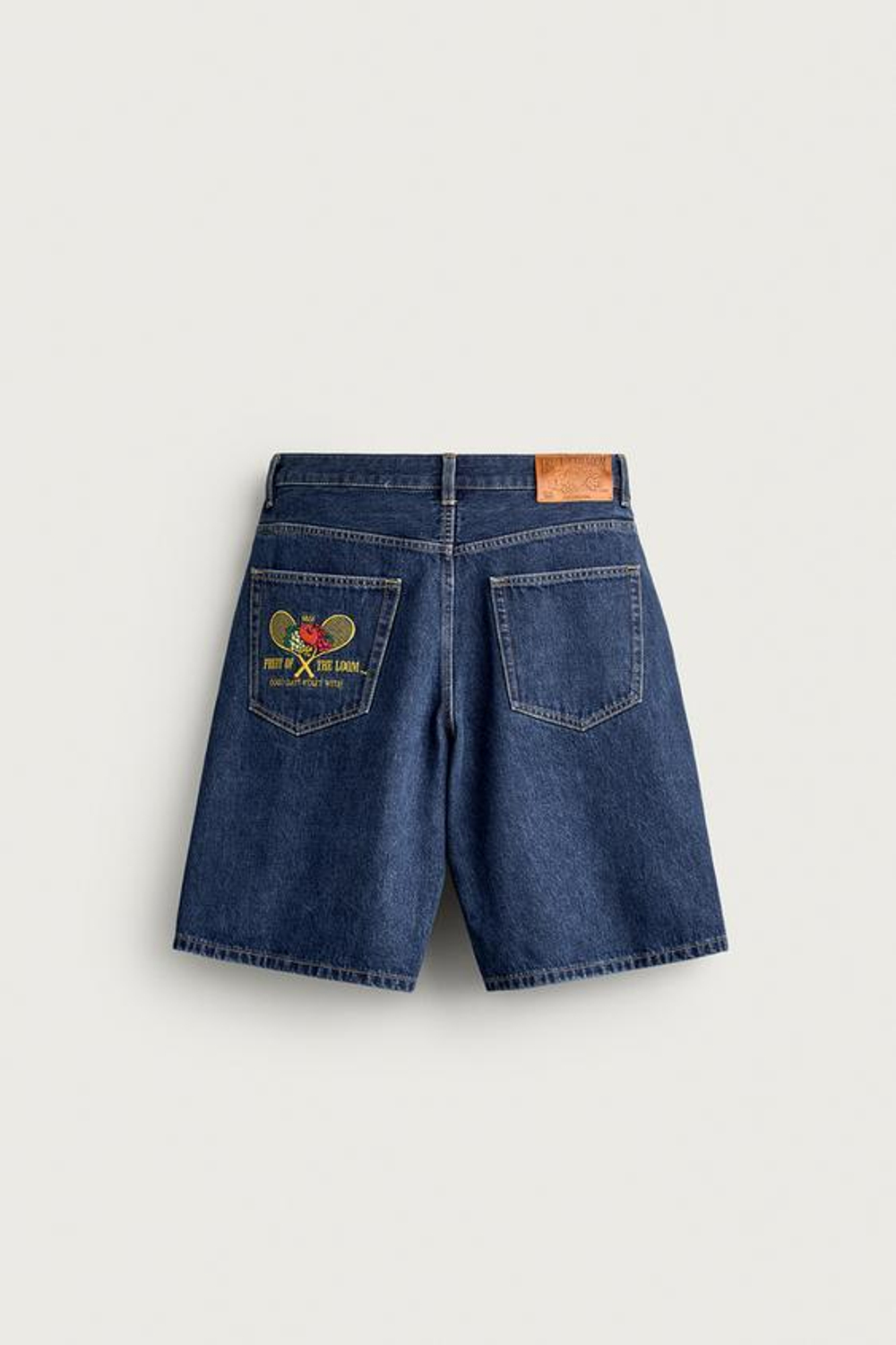 ZARA - FRUIT OF THE LOOM™ ДЖИНСОВЫЕ ШОРТЫ С НАШИВКОЙ, ИНДИГО