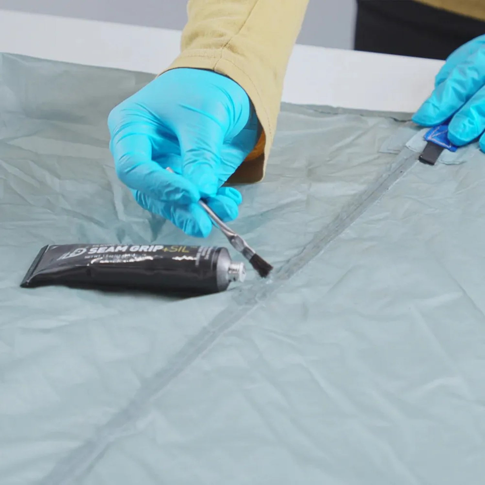Водонепроницаемый герметик для швов Gear Aid Seam Grip +SIL™ Silicone Tent Sealant 28g