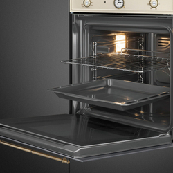 Встраиваемый электрический духовой шкаф Smeg SFP67C1TPO