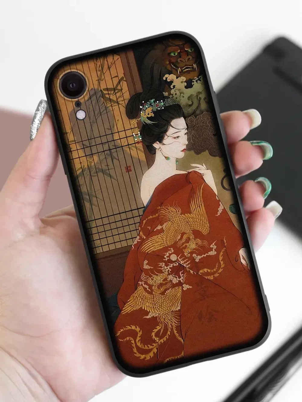 Чехол на iPhone Xr с принтом