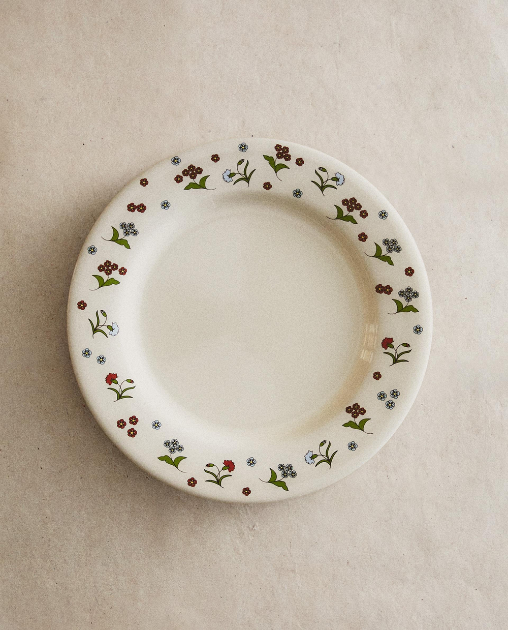 тарелка из каменной керамики Zara Home