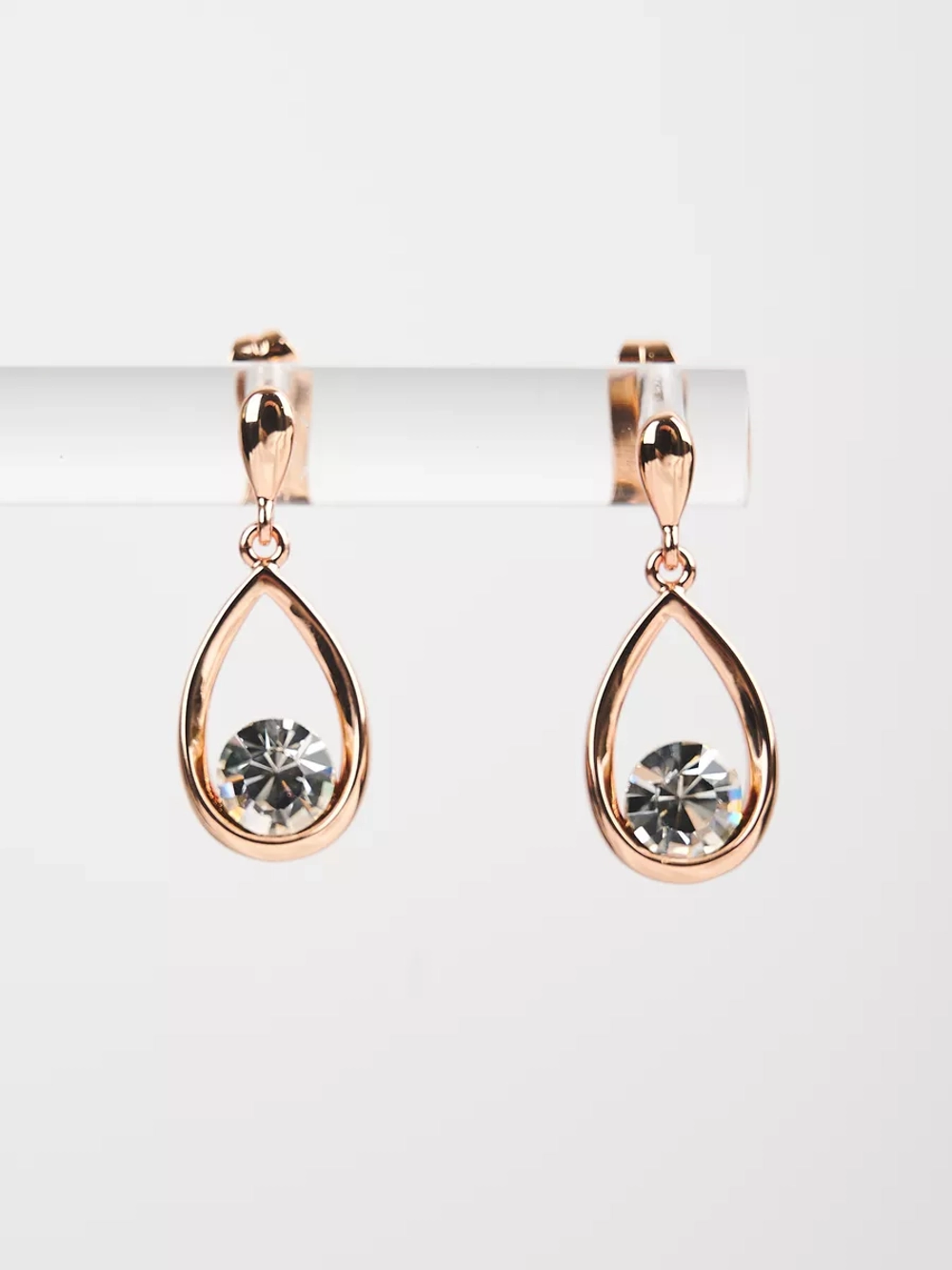 Серьги-капли Белла с белыми кристаллами Swarovski