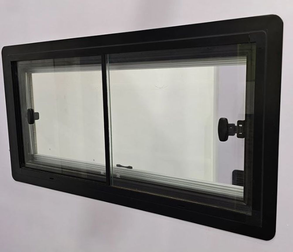 Окно сдвижное Mobile Comfort W9055SR 900x550 мм, штора рулонная, антимоскитка