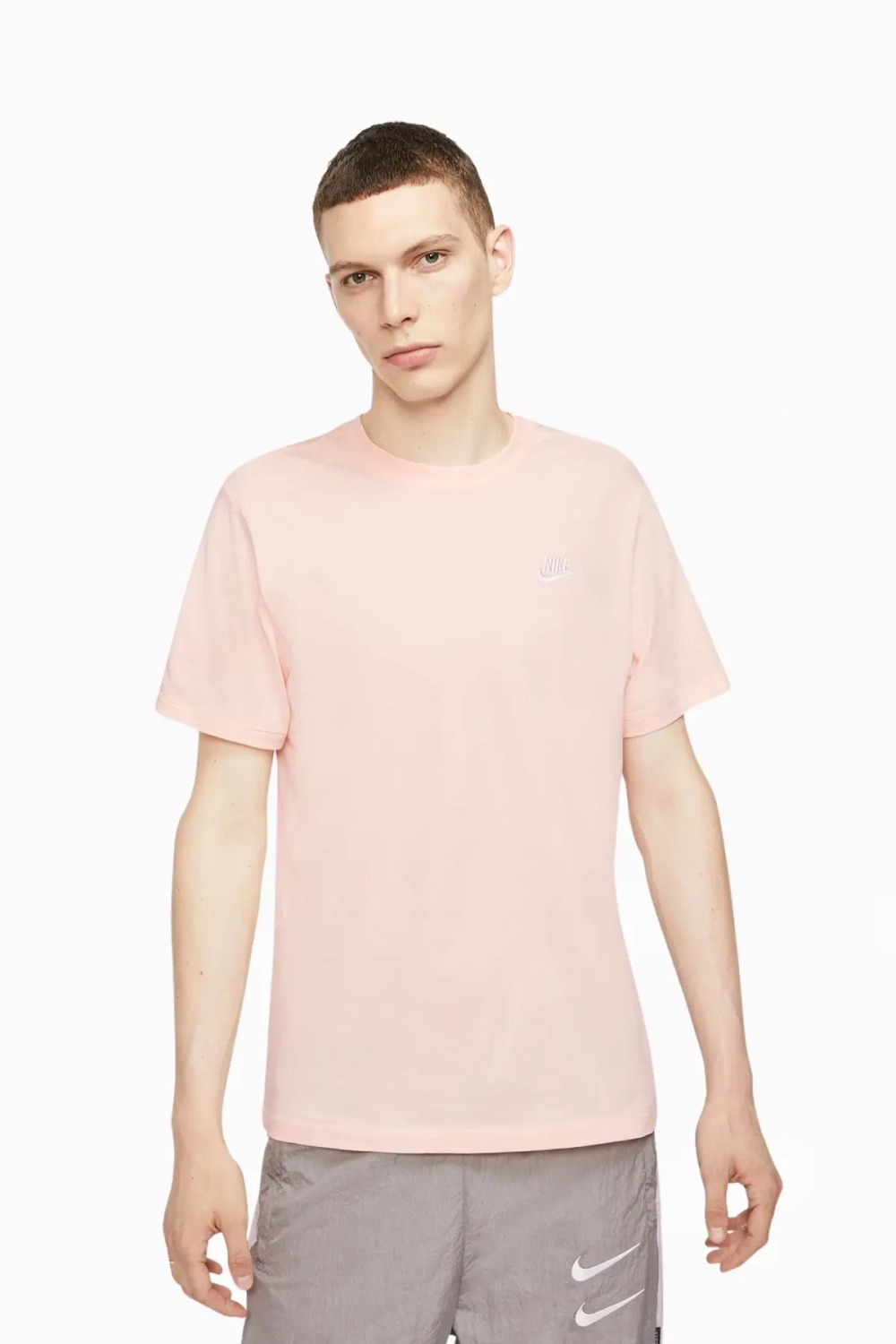 Футболка Nike Sportswear Club - розовый