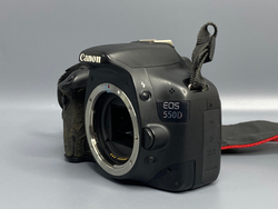 Canon EOS 550D Body — 37 339 кадров