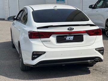 Спойлер Kia K3 / Cerato / Forte 2019-2025 чёрный глянец