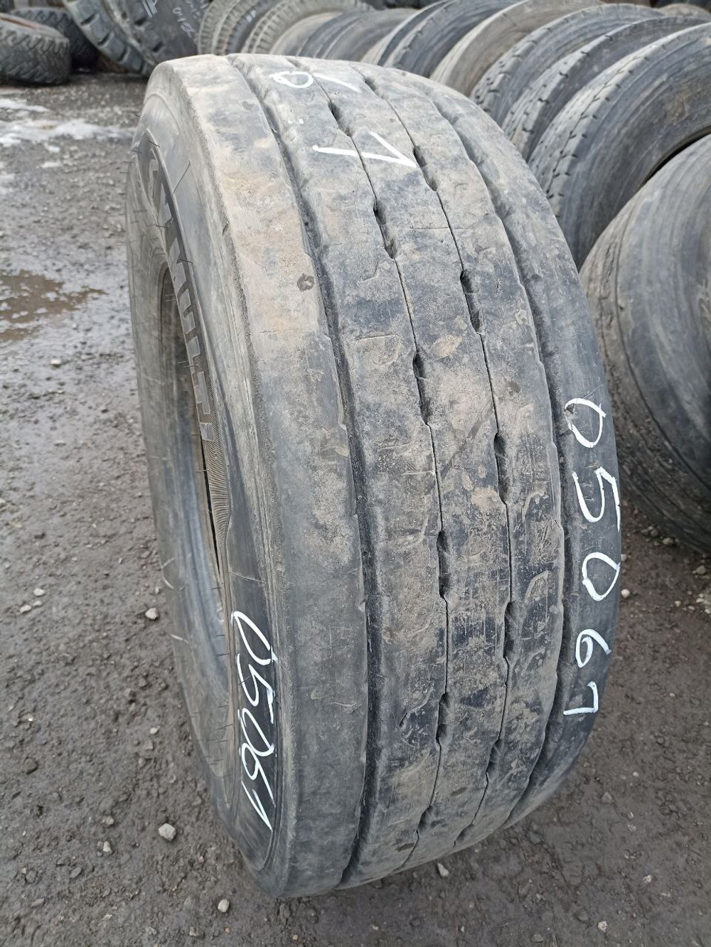 385/65R22.5 Michelin X MULTI шина б/у