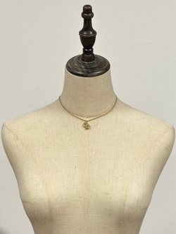 Кулон лого Christian Dior