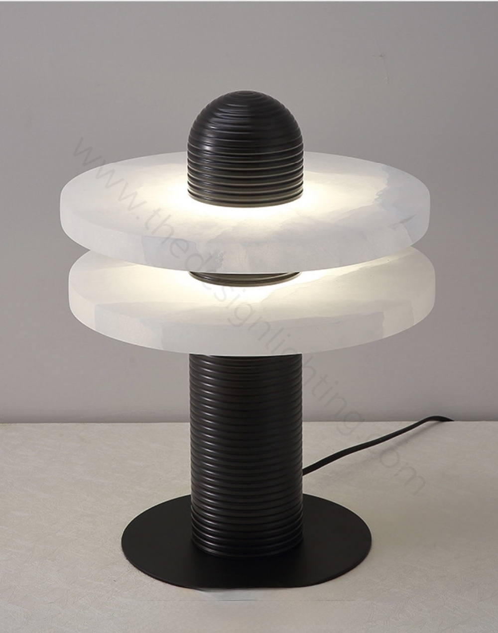 Table design lamp Median by Apparatus