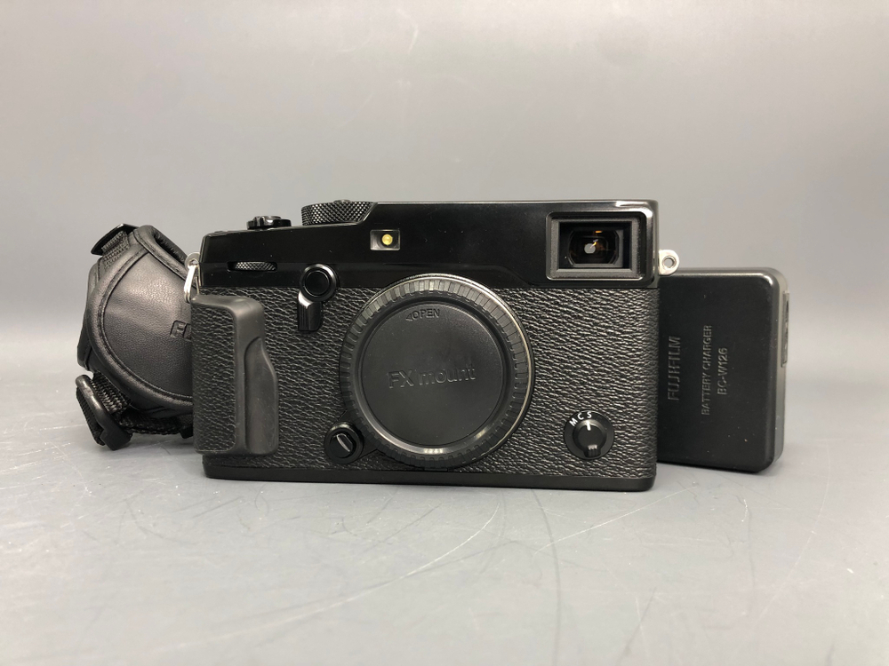 FujiFilm X-Pro2 (3 кадра)