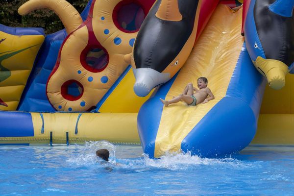ГОСТ Р 52604-2006 Аквапарки. Водные горки высотой 2 м и выше. Безопасность при эксплуатации. Общие требования
