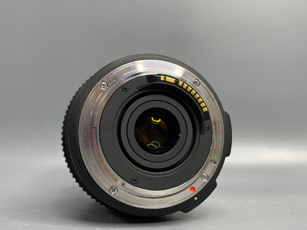 Sigma Zoom 18-200mm f/3.5-6.3 DC OS