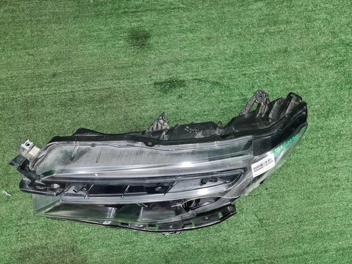 Фара левая Honda Pilot 3 (2015-2018) LED