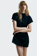 Платье с драпировкой и воротником-полуводолазкой - H&M