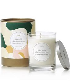 Sacred Leaning Lily, свеча Camo, Kobo Candles