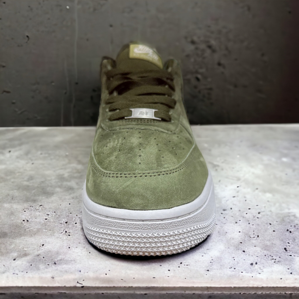 Nike Air Force 1 Low • Dark Green
