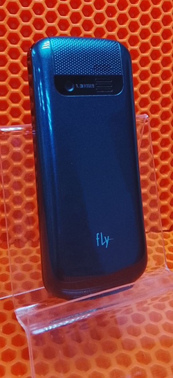 Мобильный телефон Fly DS123