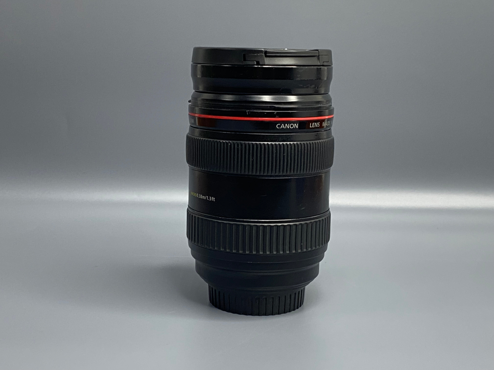 Объектив Canon EF 24-70mm f/2.8L USM микроцарапины на передней линзе
