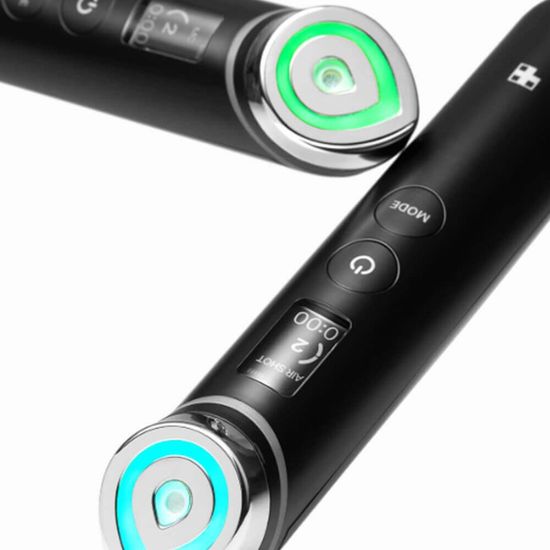Микротоковый массажер для лица Medicube AGE-R Booster Pro Черный