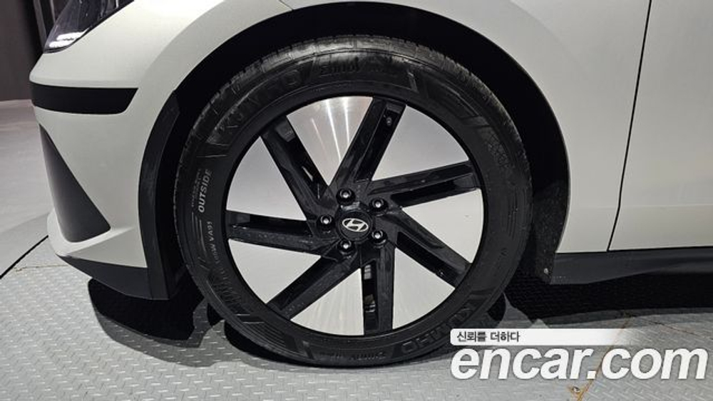 Hyundai Ioniq6 Long Range — 2023