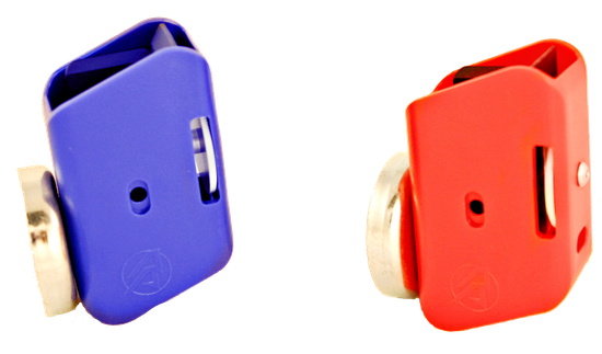 Пластиковый спортивный подсумок Racer Master Pouch с магнитом , красный