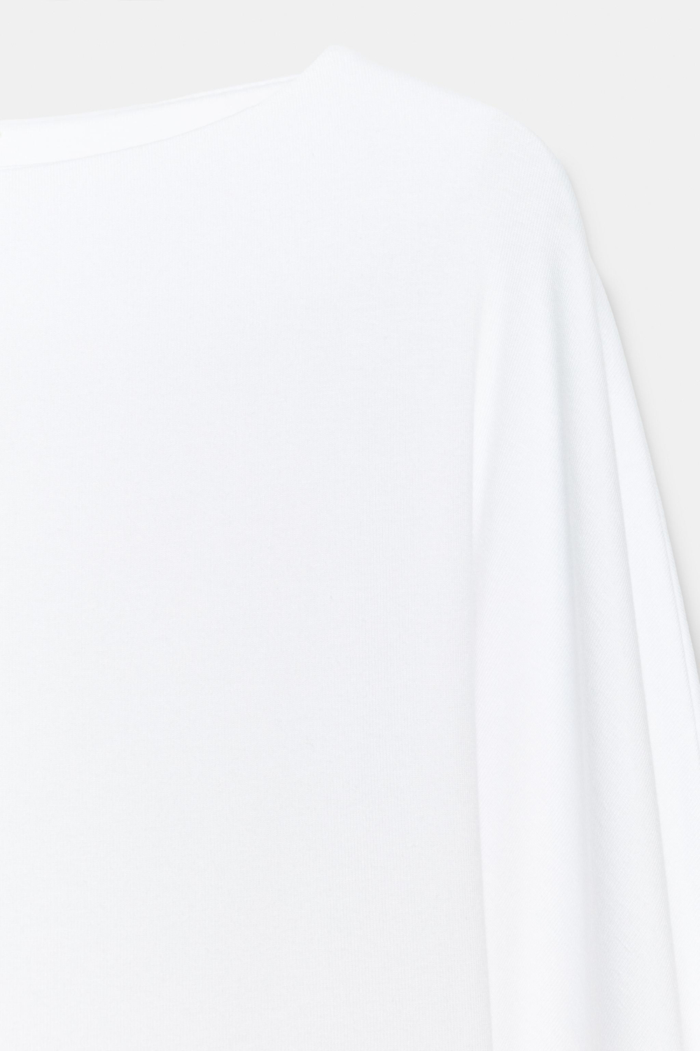 ОБТЯГИВАЮЩАЯ ФУТБОЛКА С ДЛИННЫМИ РУКАВАМИ — ZARA