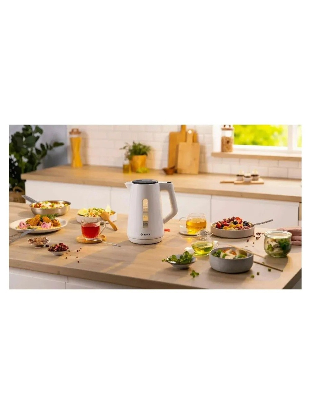 Электрочайник Bosch TWK1M121 белый