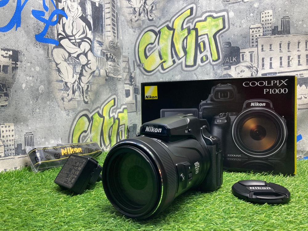 Nikon Coolpix P1000