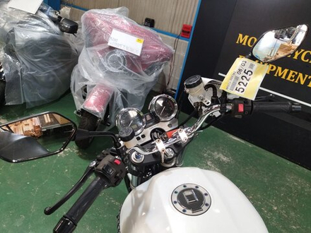 Yamaha XJR1300 2000