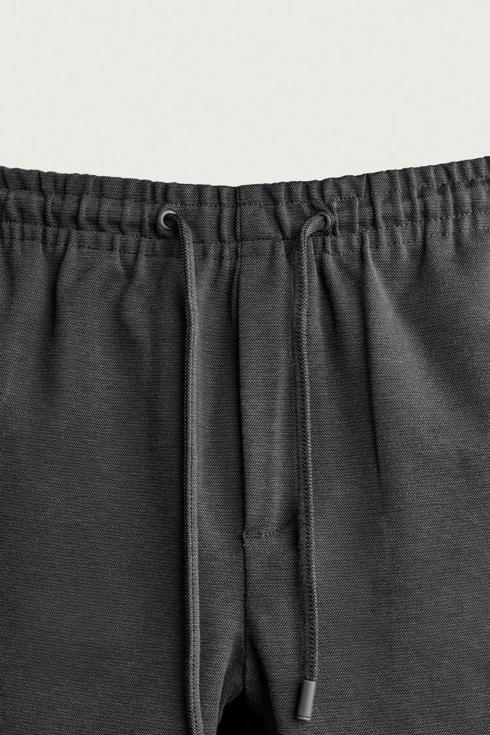 ZARA БРЮКИ-ДЖОГГЕРЫ NON IRON КОМФОРТНОЙ ПОСАДКИ, СВИНЦОВЫЙ