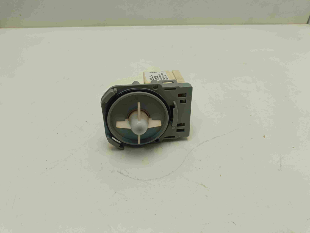 LS60840L кт224 Насос циркуляции для стиральной машины AEG LS60840L б/у